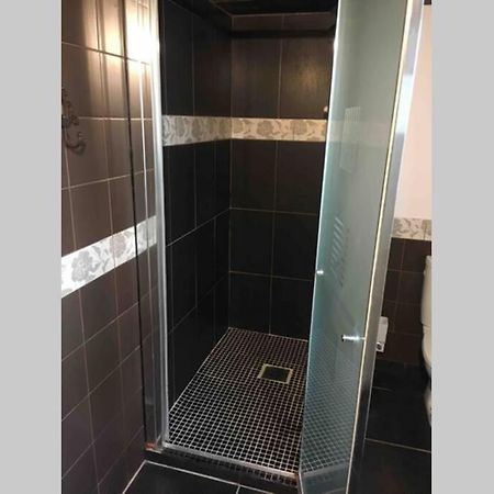 Bel Appartement En Rez De Jardin, 10Min Centre Et 300M Quais De Seine Wifi Руан Экстерьер фото