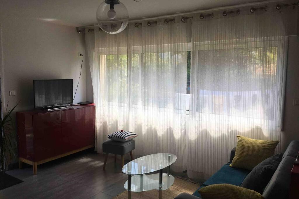 Bel Appartement En Rez De Jardin, 10Min Centre Et 300M Quais De Seine Wifi Руан Экстерьер фото
